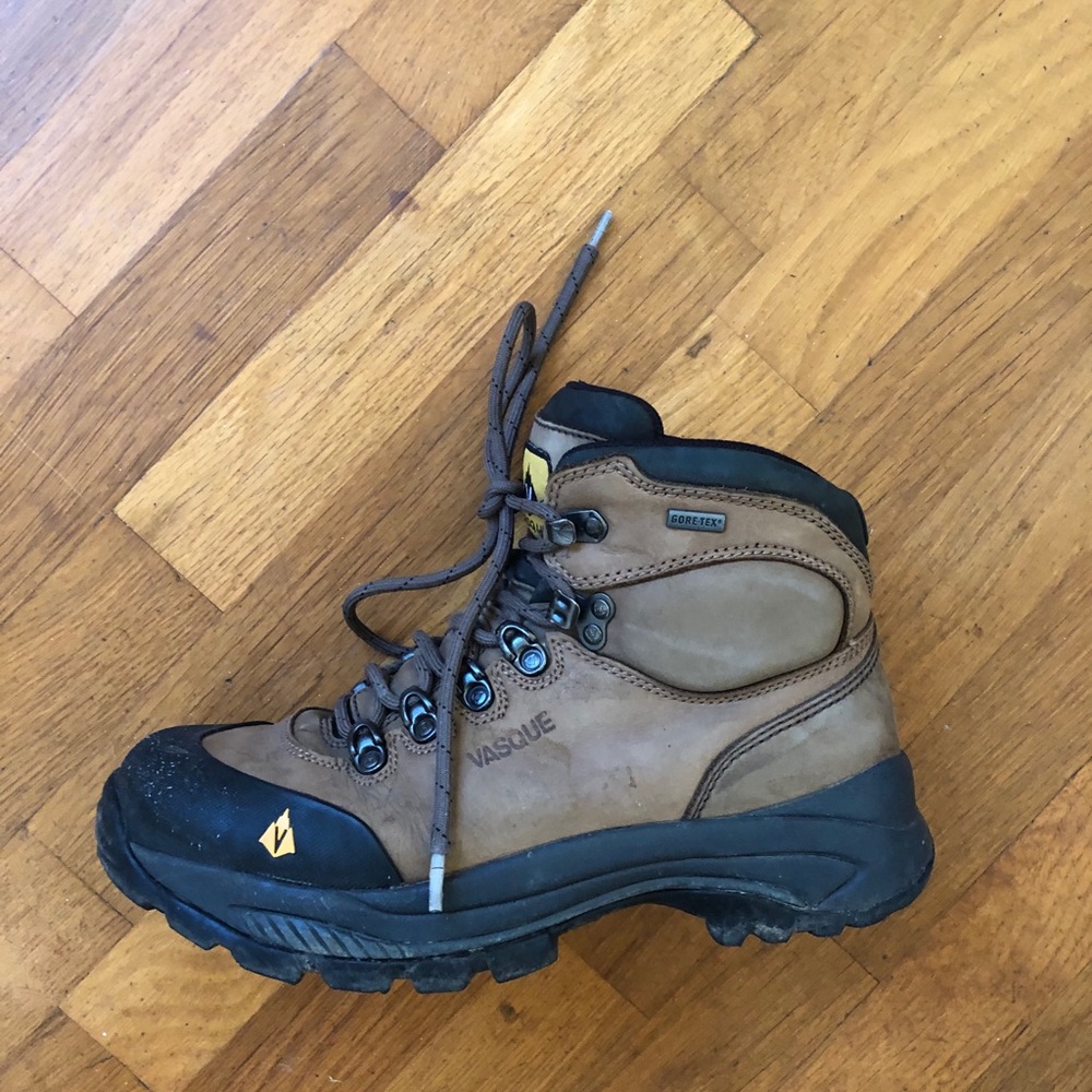 Vasque women’s hiking boot